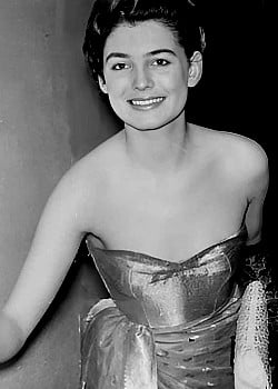 Valerie Mewes